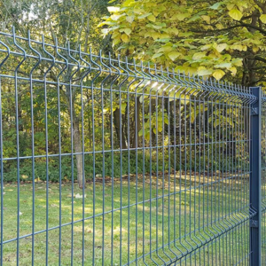 Clôture rigide : Avantages et inconvénients d'une clôture rigide